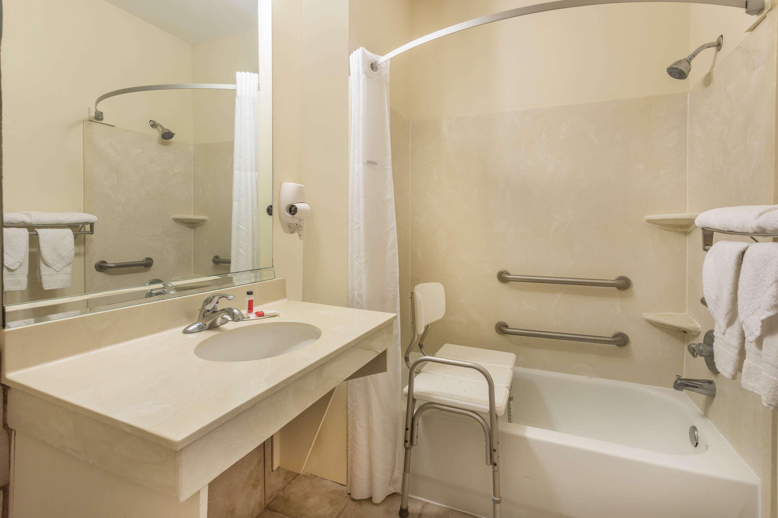 Super 8 By Wyndham Duson Lafayette West Area Motel Ngoại thất bức ảnh